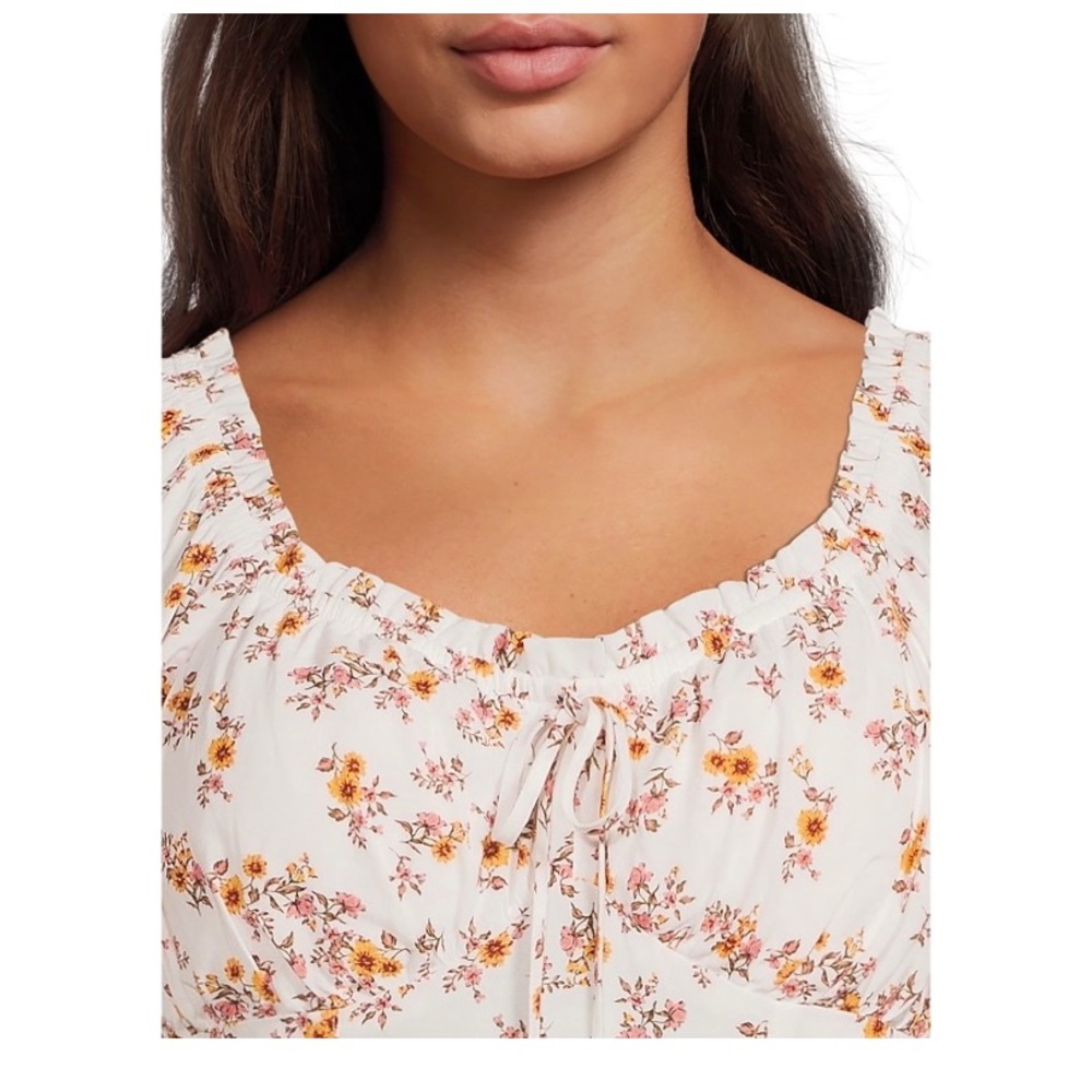 No Boundaries Juniors Print Ruffle Peasant short sleeve top; size: L(11-13) - Picture 3 of 3